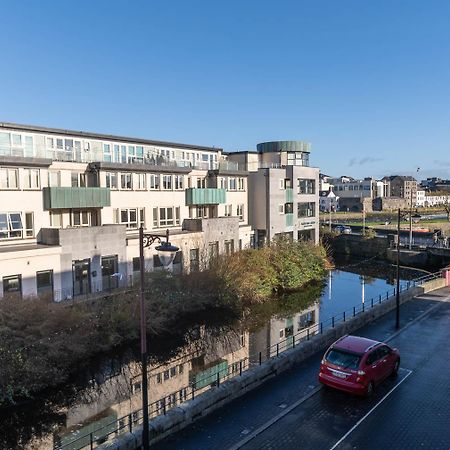 Modern Canal View Home, In City Centre, Sleeps 8 Galway Exteriér fotografie